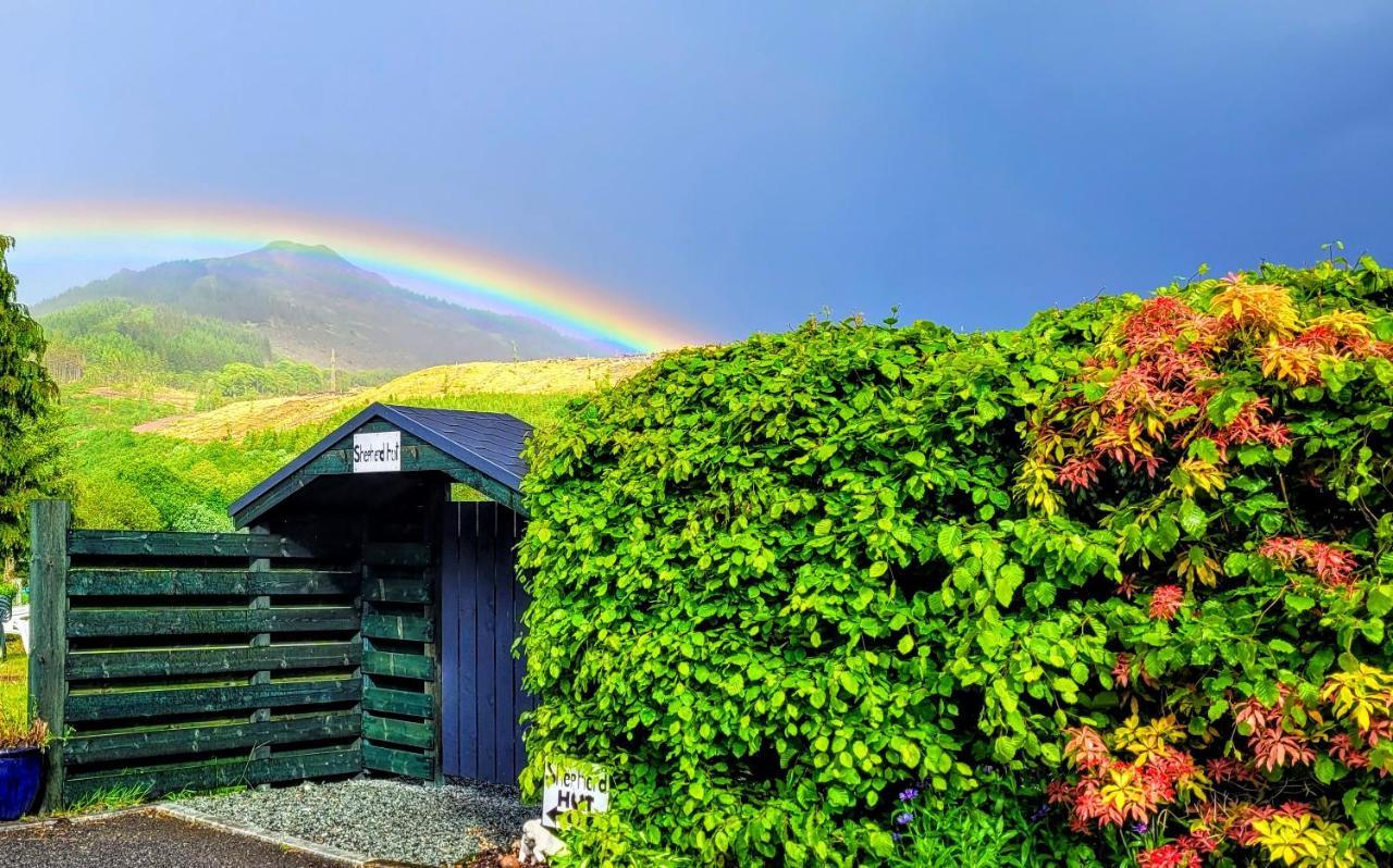 Small Cozy Shepherd Hut 20 By 7 Feet With Boxed In High Double Bed Balmacara Exteriér fotografie